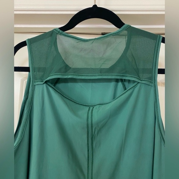 Lululemon Sculpt Tank - Picture 3 of 4